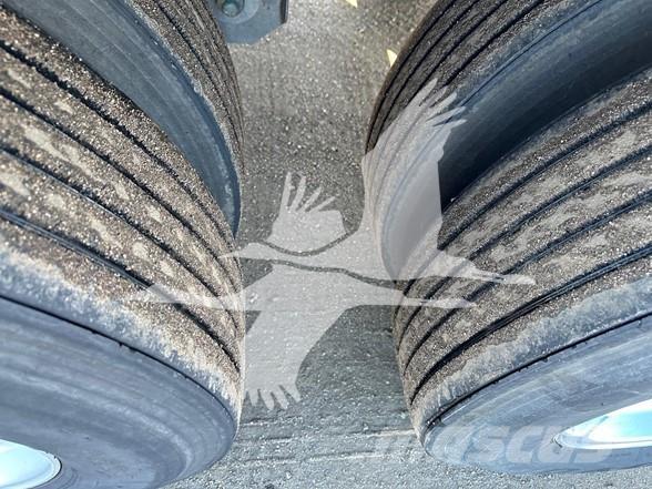 Utility 3000R Piekabes ar temperatūras kontroli