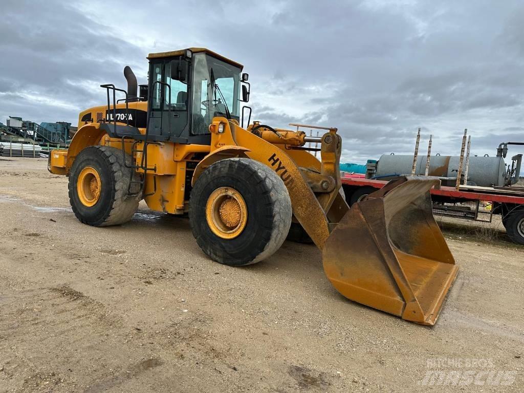 Hyundai HL770-7A Iekrāvēji uz riteņiem