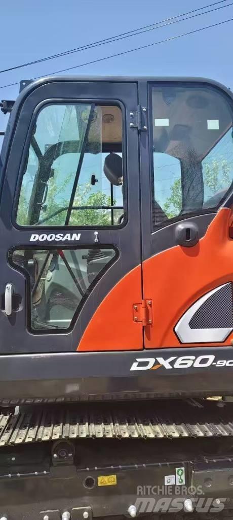 Doosan DX60 Mini ekskavatori < 7 t