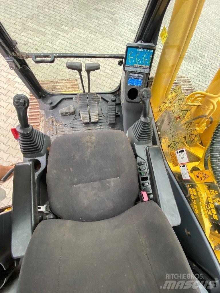 Komatsu PC 210 LC-8 Kāpurķēžu ekskavatori