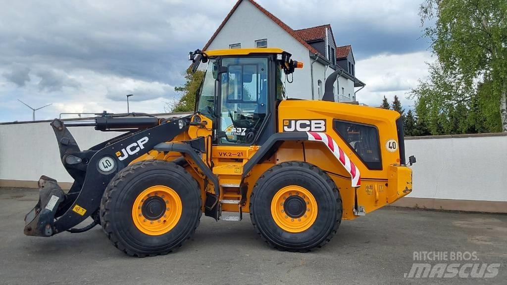 JCB 437 ZX Iekrāvēji uz riteņiem