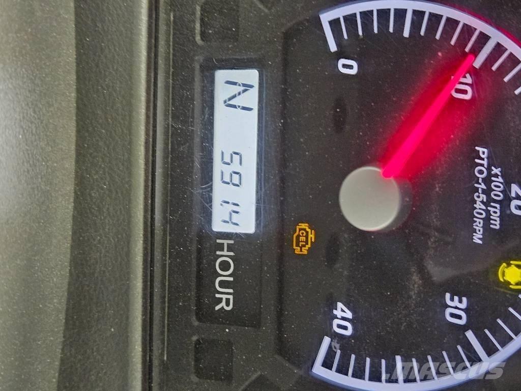 Kioti NX 5510 HST Kompaktie traktori