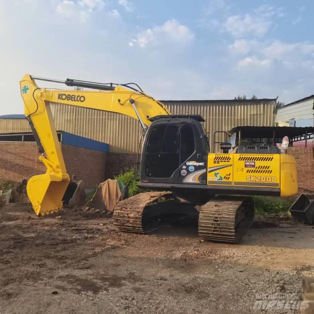 Kobelco SK200D Kāpurķēžu ekskavatori