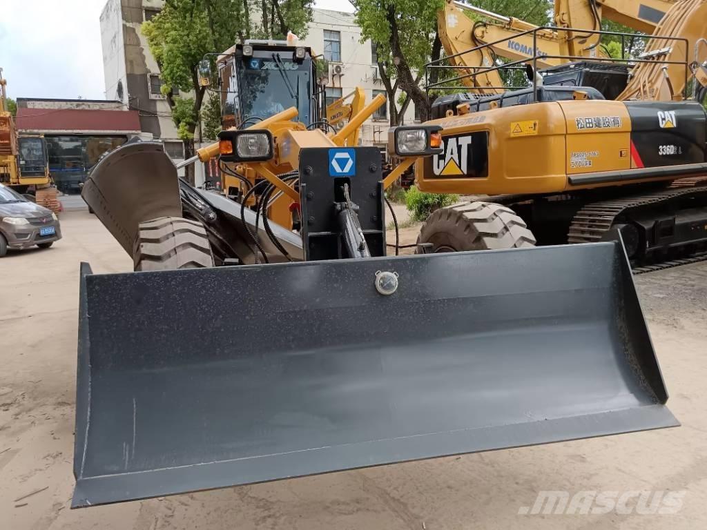 XCMG GR 2153 Greideri