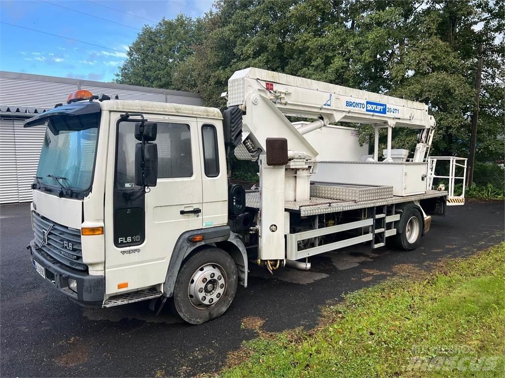 Volvo FL610 4X2 Smagās mašīnas ar celtni