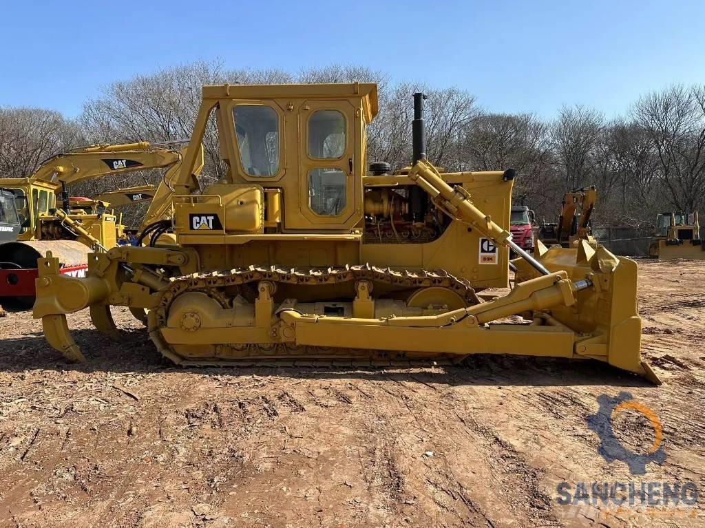 CAT D 8 K Kāpurķēžu buldozeri