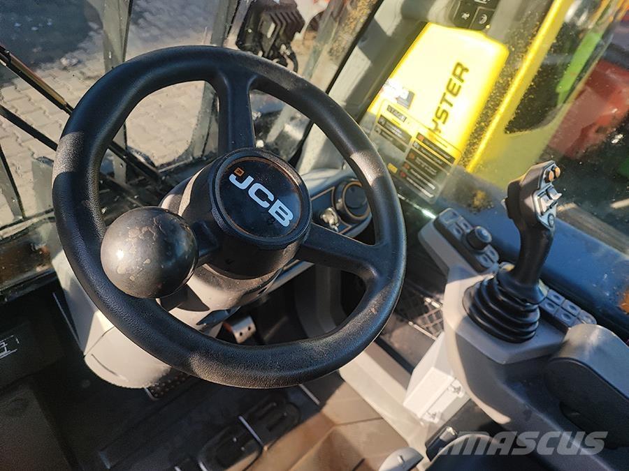 JCB TLT35-26D Teleskopiskie manipulatori