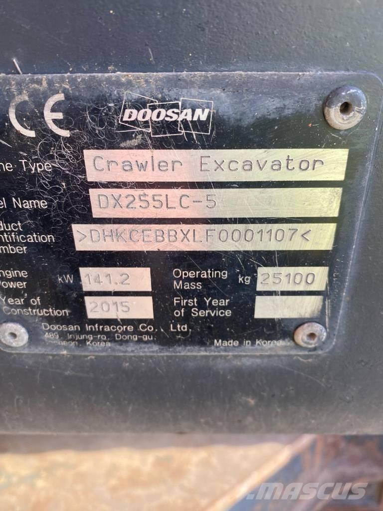 Doosan DX 255 LC-5 Kāpurķēžu ekskavatori