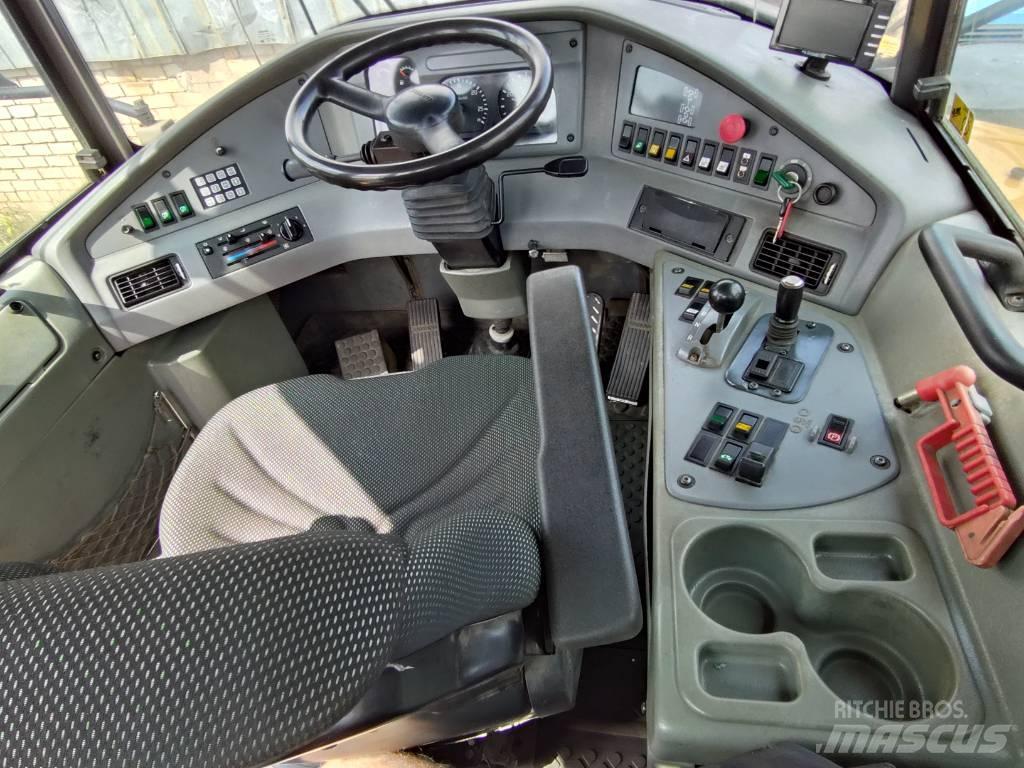 Volvo A25D Artikulētie pašizgāzēji