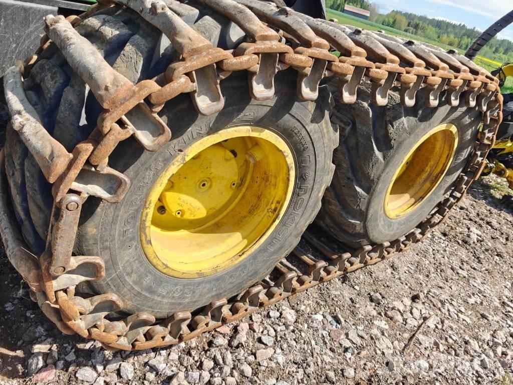 John Deere 1270 G Harvesteri