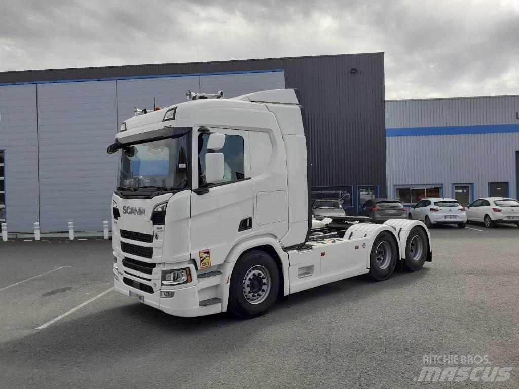 Scania R 590 V8 6x4 Vilcēji