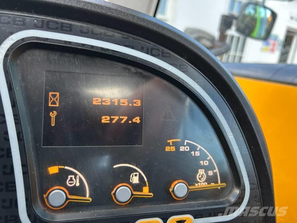JCB 525-60 Teleskopiskie manipulatori