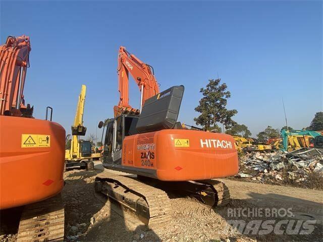 CAT ZX240-3 Kāpurķēžu ekskavatori