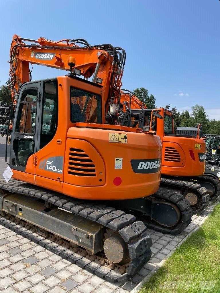 Doosan DX 140 LCR-3 Kāpurķēžu ekskavatori