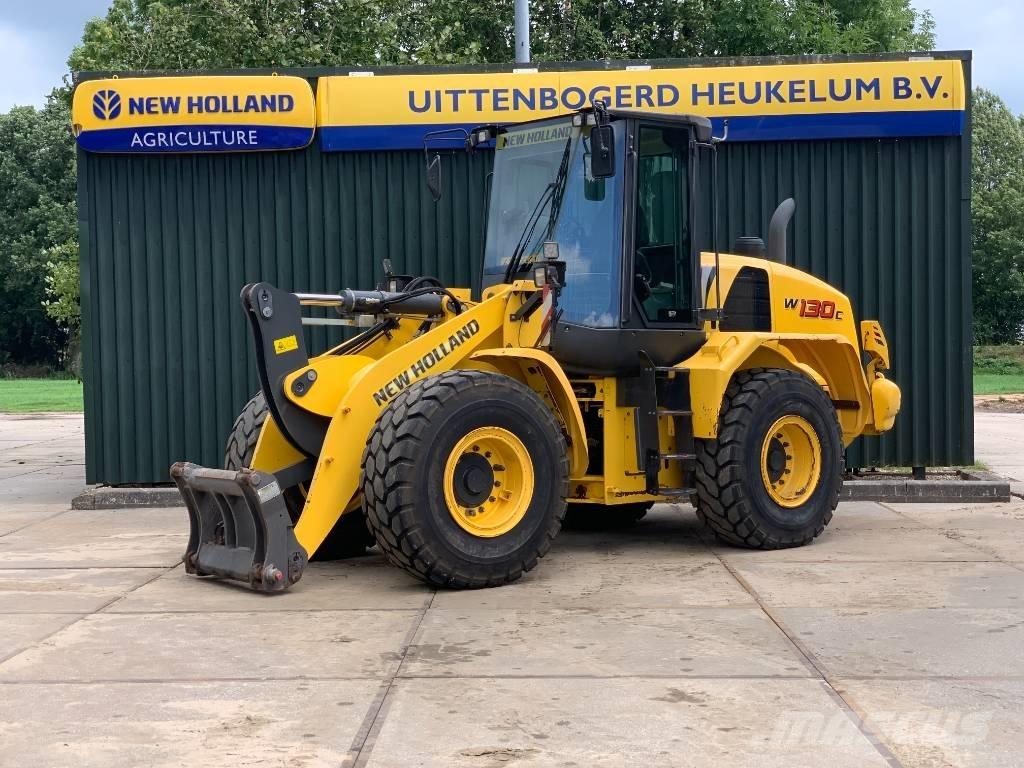 New Holland W 130 C Iekrāvēji uz riteņiem