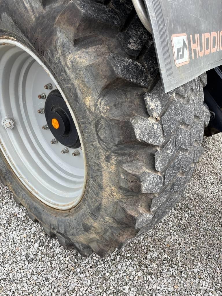 Huddig 1260D Ekskavatori-iekrāvēji