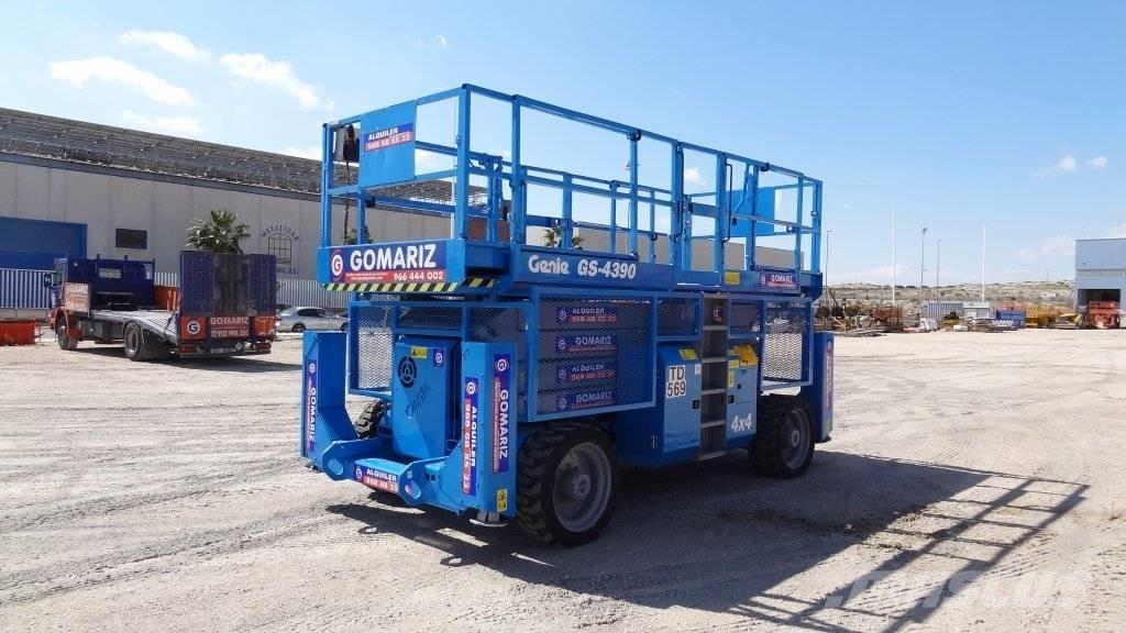 Genie GS 4390 RT Šķerveida pacēlāji