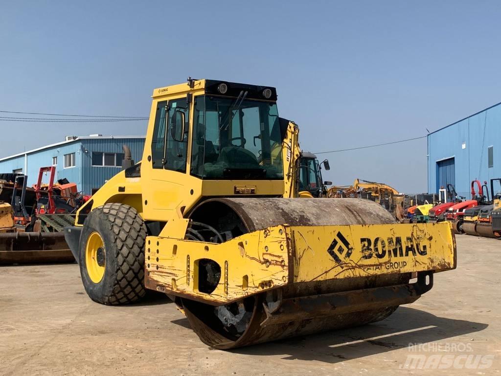 Bomag BW 219 D H-4 Vienvalča grunts veltņi