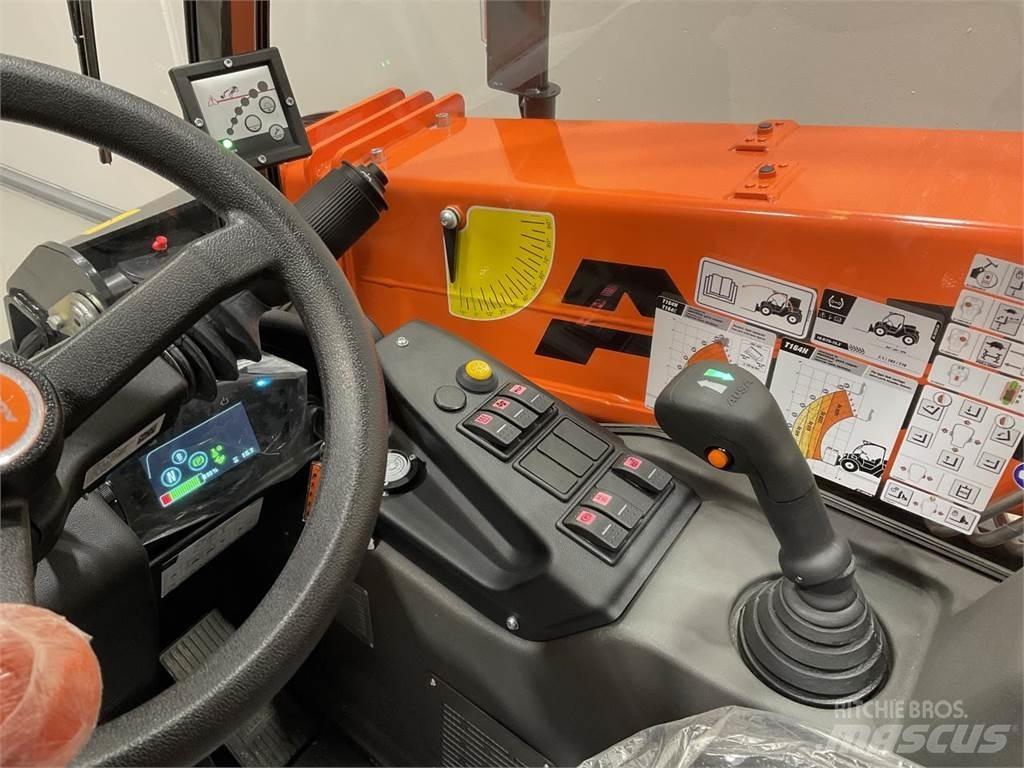 Ausa T164EX4 Teleskopiskie pacēlāji