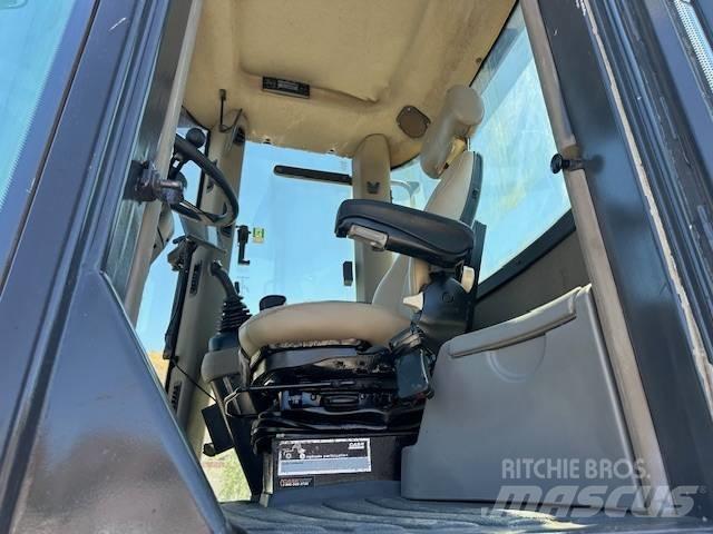 CASE 621 F XT Iekrāvēji uz riteņiem