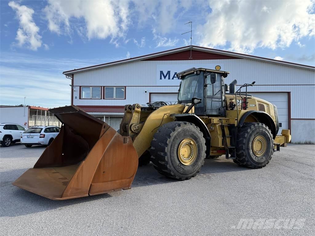 CAT 980M Iekrāvēji uz riteņiem