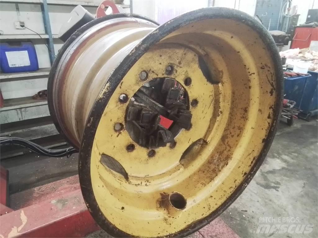 Ösa 250 20x26,5 Riepas, riteņi un diski