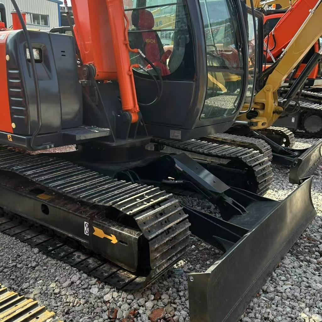 Hitachi ZX 70 Kāpurķēžu ekskavatori