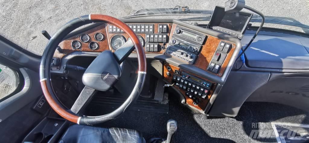 Bova F14  Autorulota Kemperi un dzīvojamās piekabes