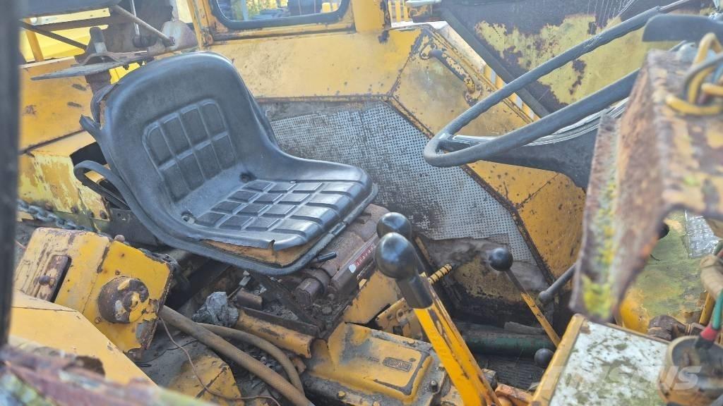Ford 4500 Ekskavatori-iekrāvēji