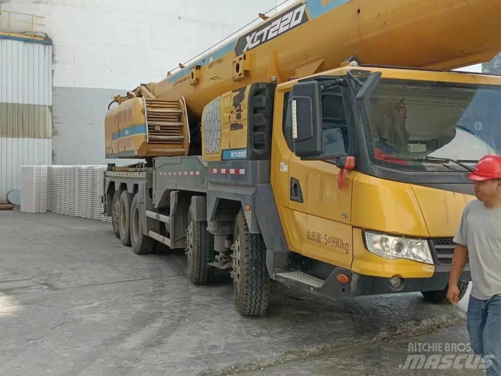 XCMG XCT110 Visurgājēji celtņi