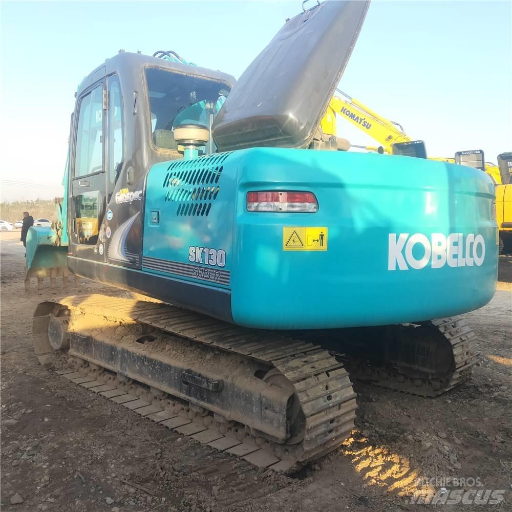 Kobelco SK 130 Kāpurķēžu ekskavatori