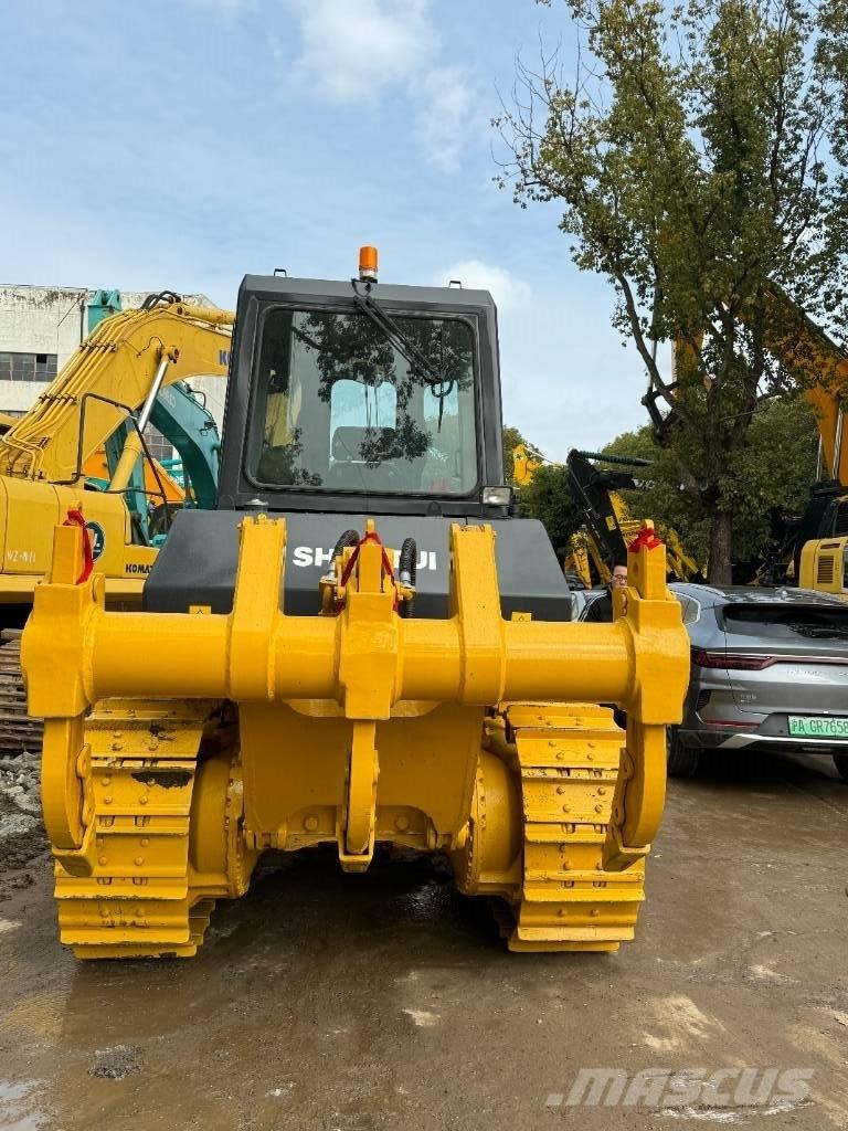 Shantui SD 16 Kāpurķēžu buldozeri