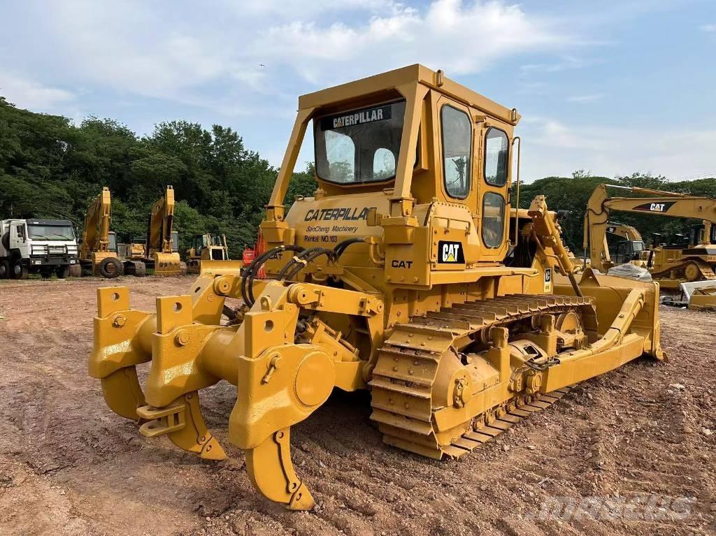 CAT D7G Kāpurķēžu buldozeri