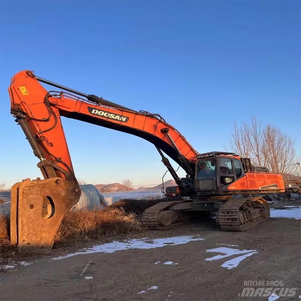 Doosan DX150LC-9C Kāpurķēžu ekskavatori