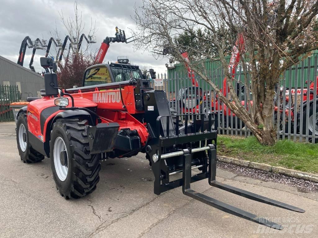 Manitou MT1033 Easy Teleskopiskie manipulatori