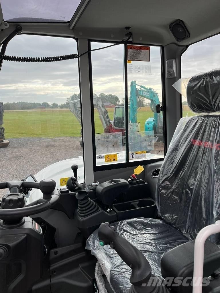 Takeuchi TB 370 W Ekskavatori uz riteņiem