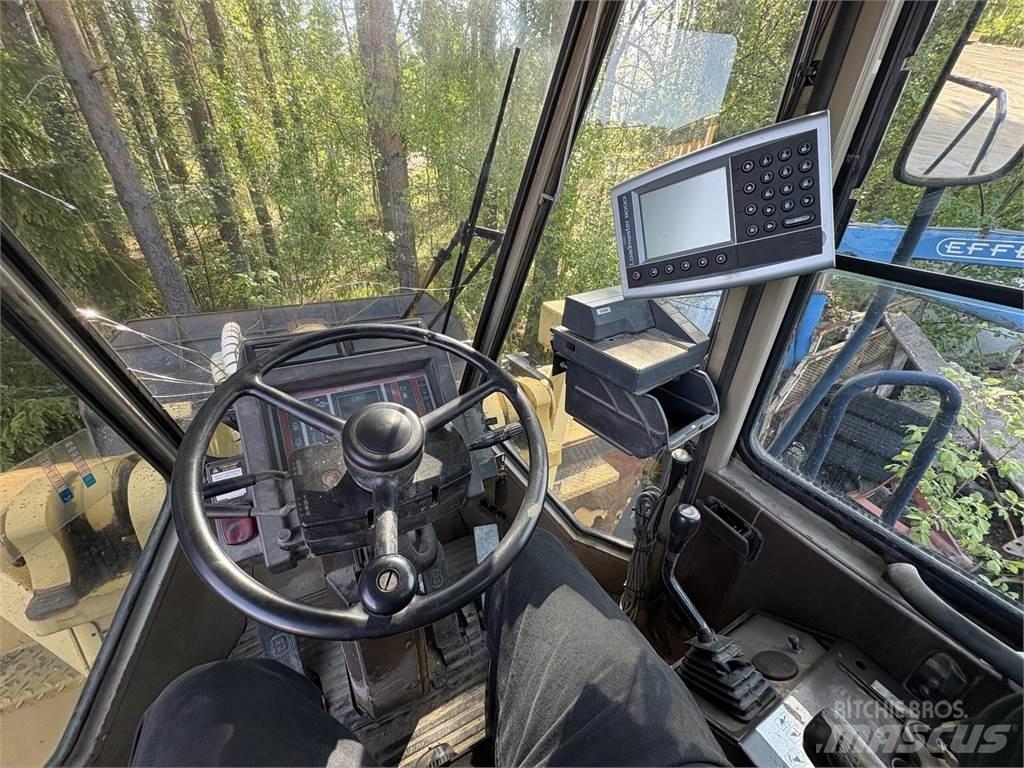 Komatsu WA420-1 Iekrāvēji uz riteņiem