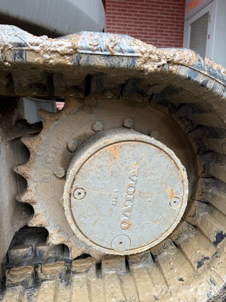 Volvo ECR 88 PLUS Vidēja lieluma ekskavatori 7 t - 12 t