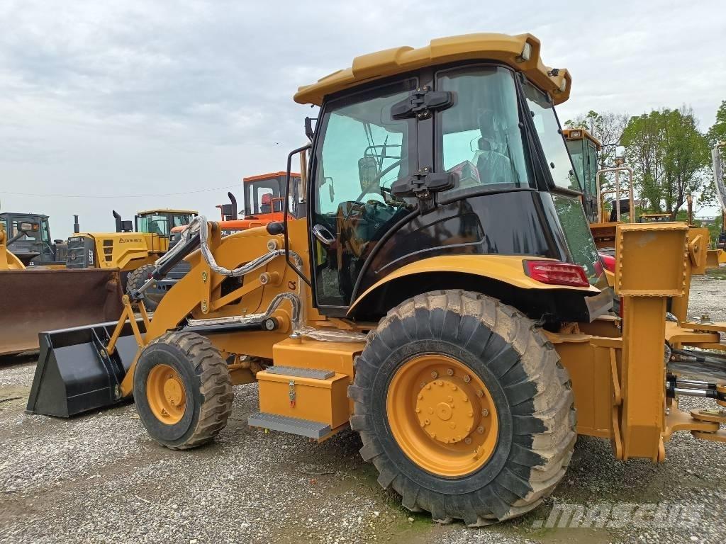 CAT 420 F IT Kāpurķēžu ekskavatori