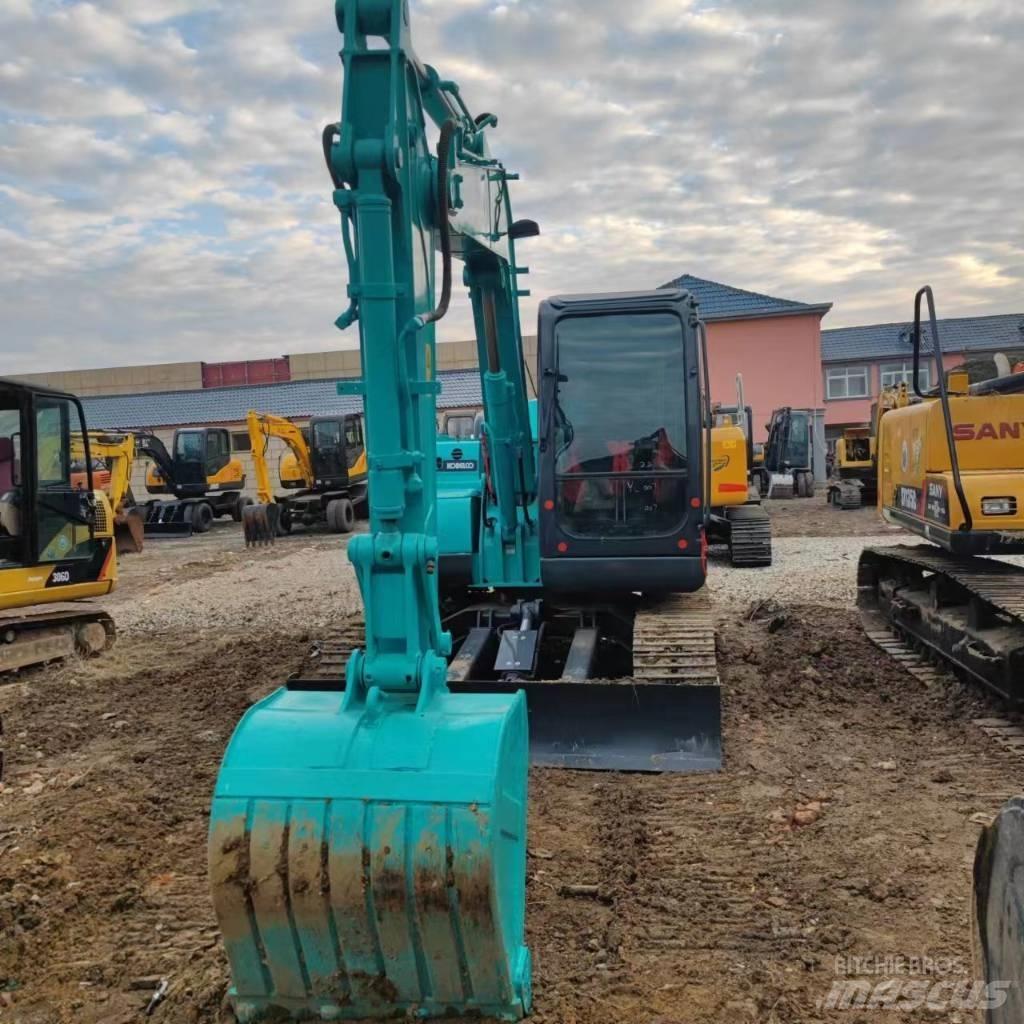 Kobelco SK 75 Kāpurķēžu ekskavatori
