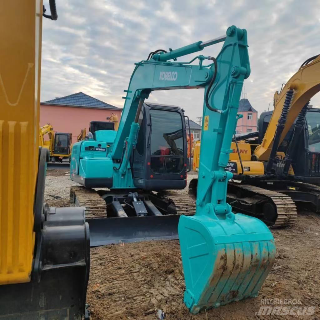 Kobelco SK 75 Kāpurķēžu ekskavatori