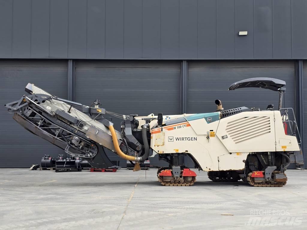 Wirtgen W 100 CFI Asfalta dzesēšanas iekārtas