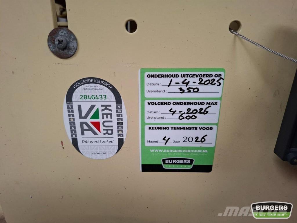 JLG 3246ES Šķerveida pacēlāji