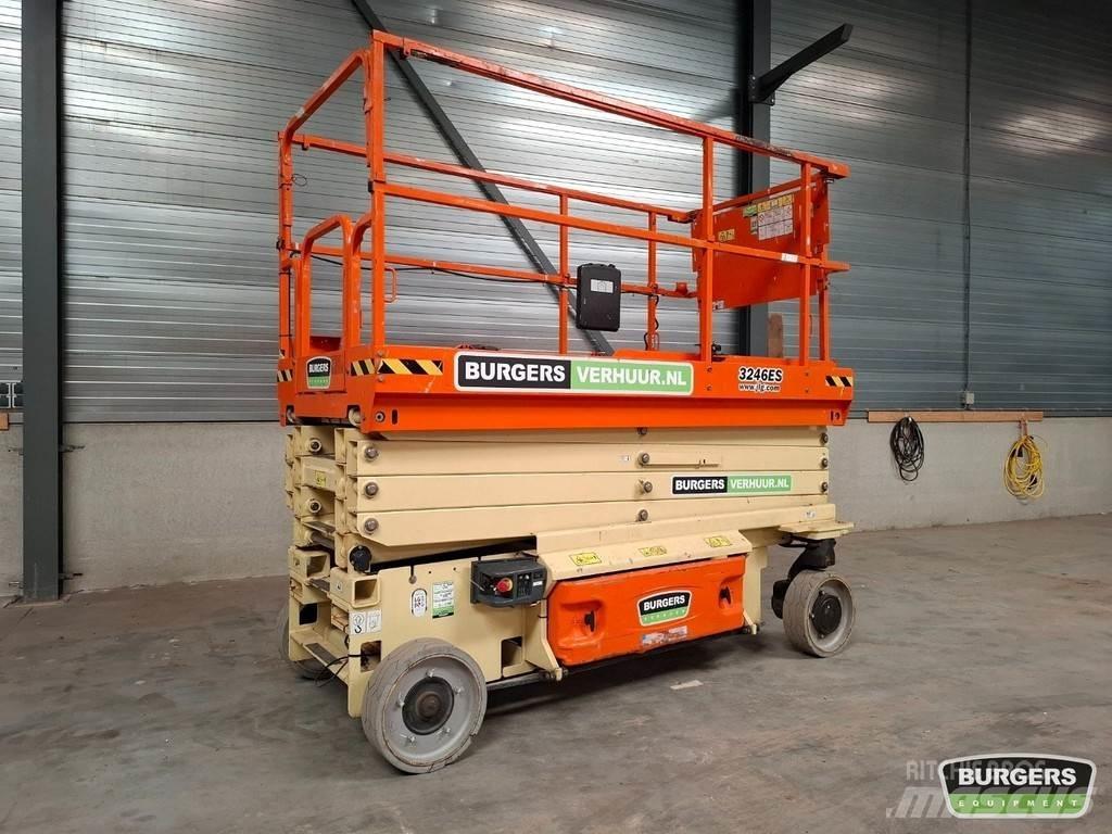 JLG 3246ES Šķerveida pacēlāji