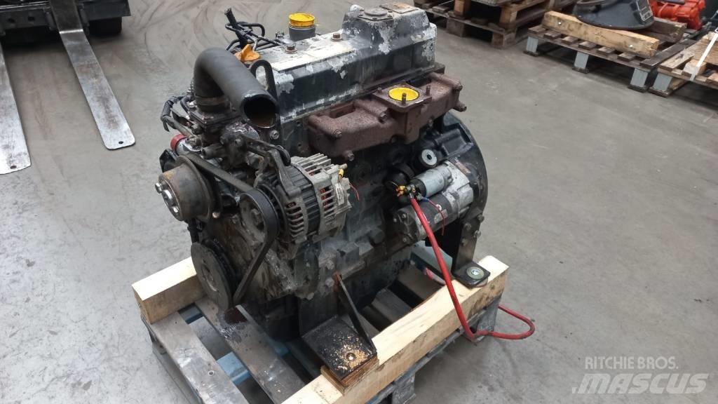 Yanmar 4TNV98 Dzinēji