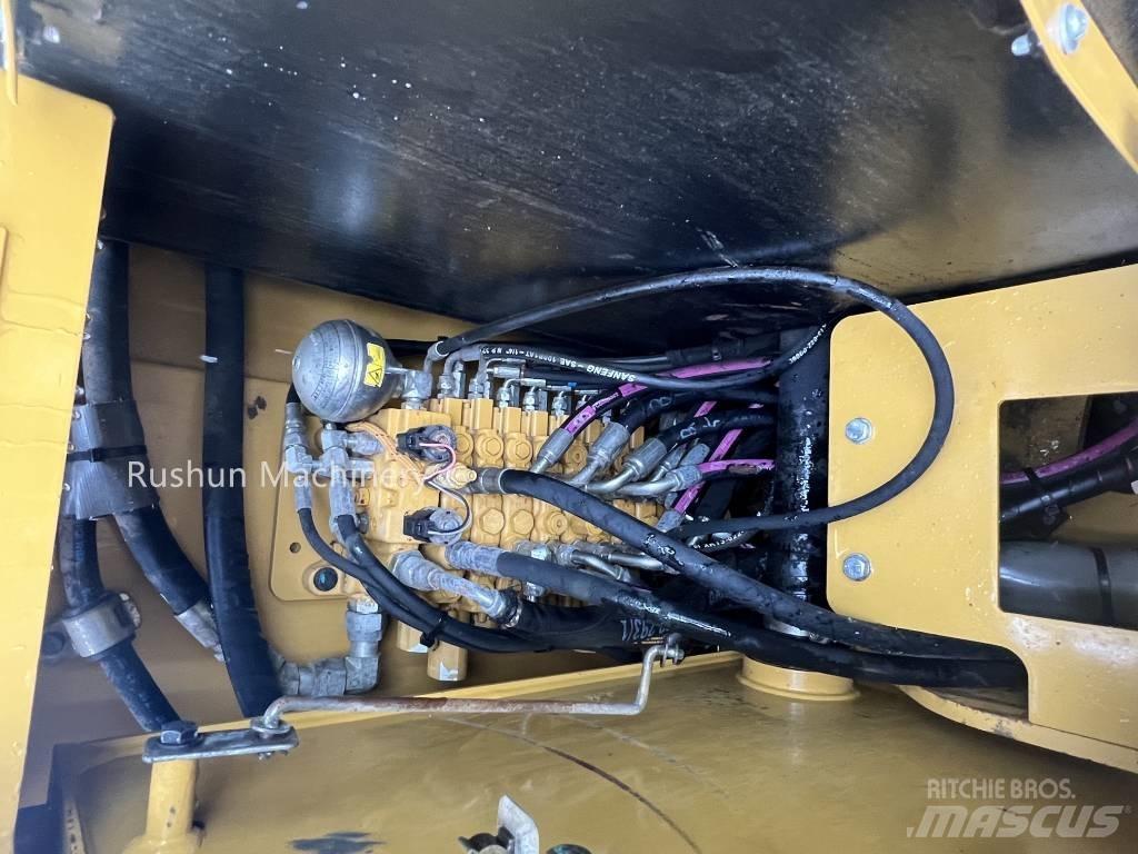 CAT CAT305.5E2 Kāpurķēžu ekskavatori
