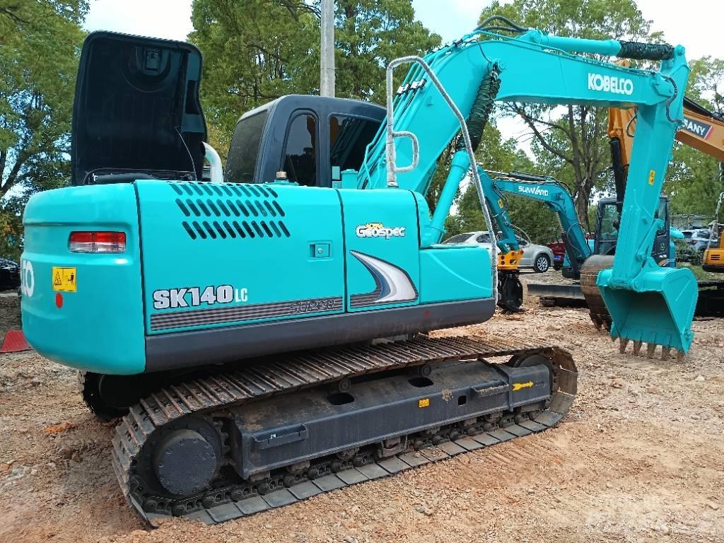 Kobelco SK 140 Vidēja lieluma ekskavatori 7 t - 12 t