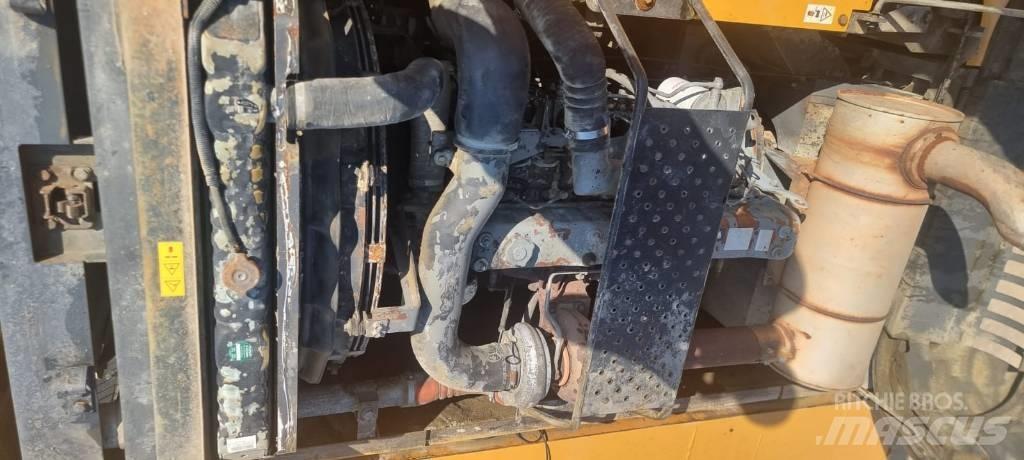 CASE CX 460 LC Kāpurķēžu ekskavatori