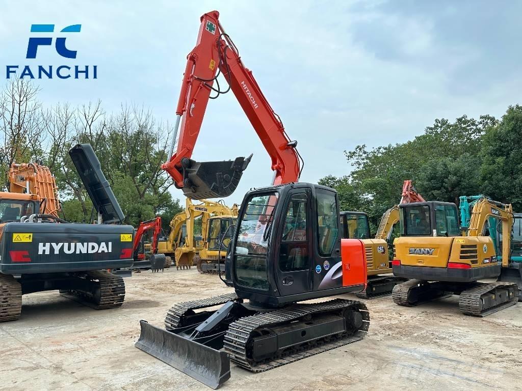 Hitachi ZX 70 Kāpurķēžu ekskavatori