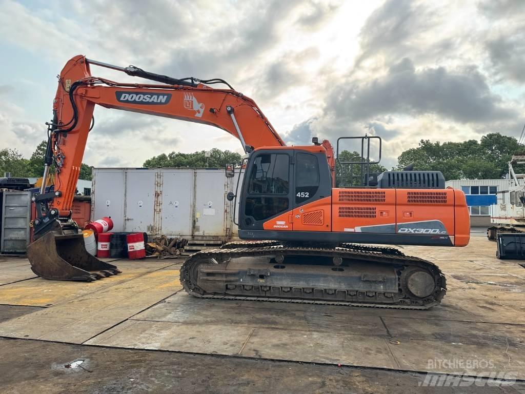 Doosan DX 300 LC-5 Kāpurķēžu ekskavatori